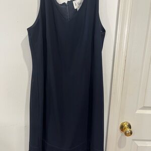 J Taylor blue dress size 14p
F-14